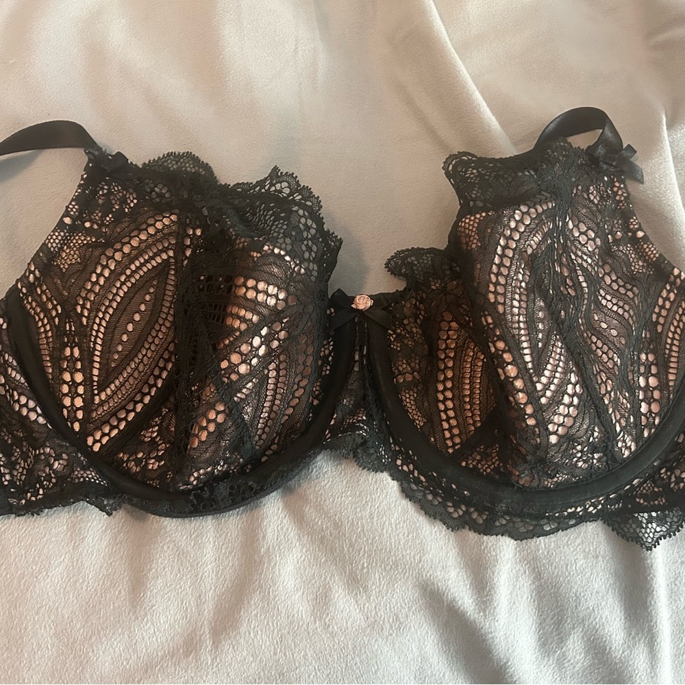 Cacique 40D lace bra